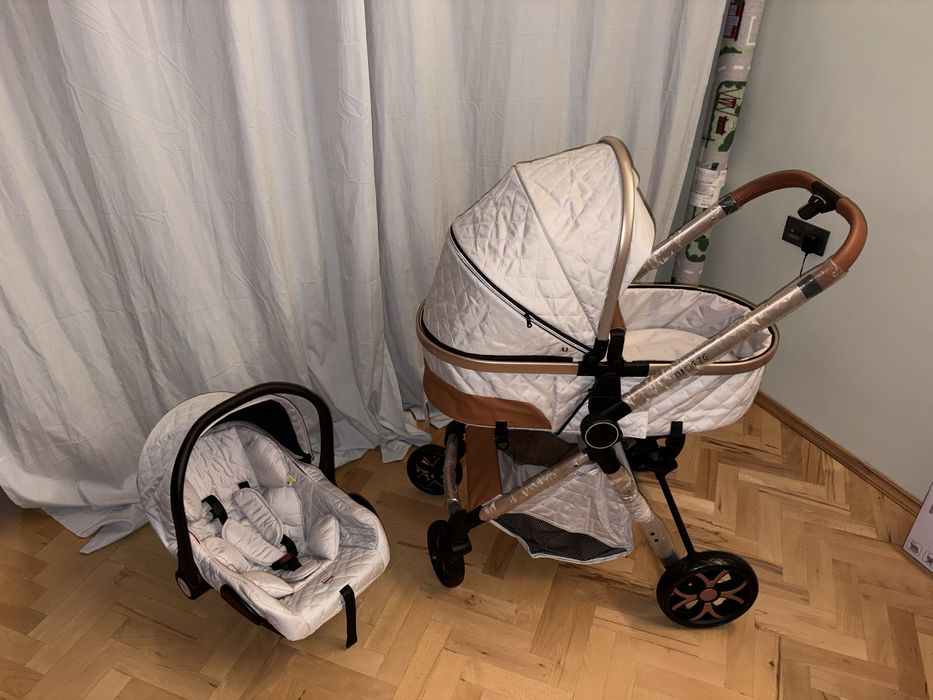 Нова бебешка количка 3 в 1 със столче за кола