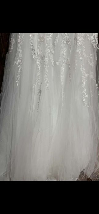 Vând rochie de mireasă