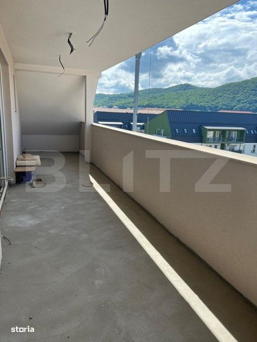 Apartament cu 3 camere, 71 mp, terasa 22 mp, zona Cetatii
