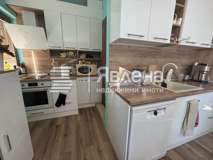 Продава се Къща в Варна, Чайка - 371 кв.м за 1618 €/кв.м - Снимка #1