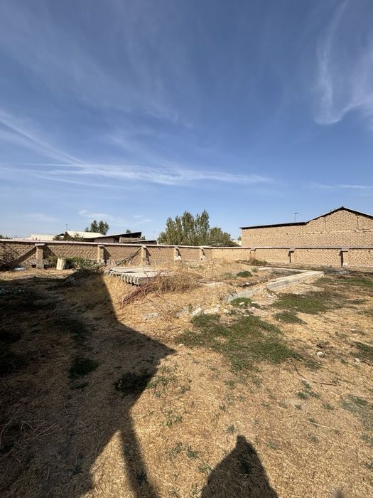 YER SOTILADI srochno !!!