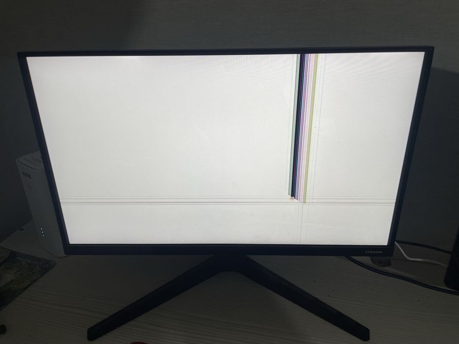Продам монитор Samsung на запчасти