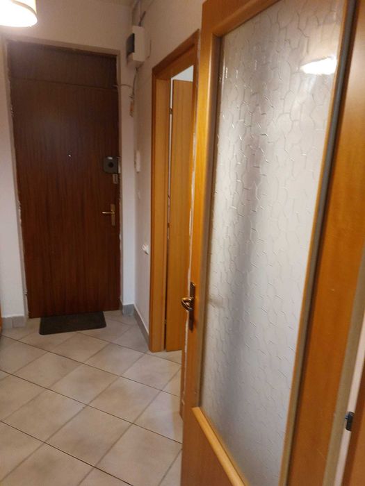 Proprietar, inchiriez studio (garsoniera 2 camere comandate) 40mp, centrala proprie, 500m de metrou Valea Ialomitei, cartier Drumul Taberei - Brancusi