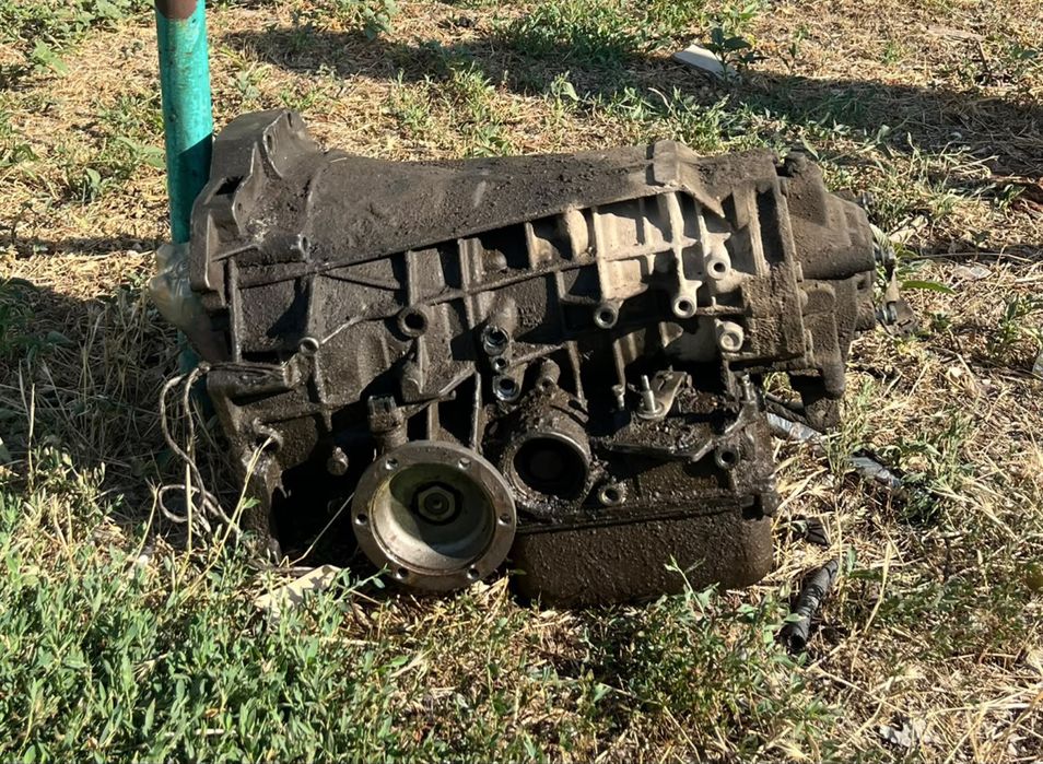 Ауди A6 коробка 2.6