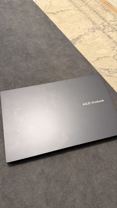 Продаю ноутбук ASUS Vivobook 15.