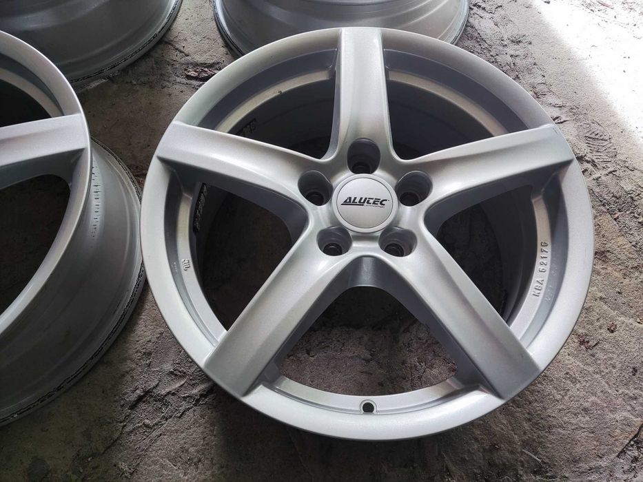 5x114,3 - 17 цола лети джанти 5х114,3 Alutec за Kia Hundai Mazda