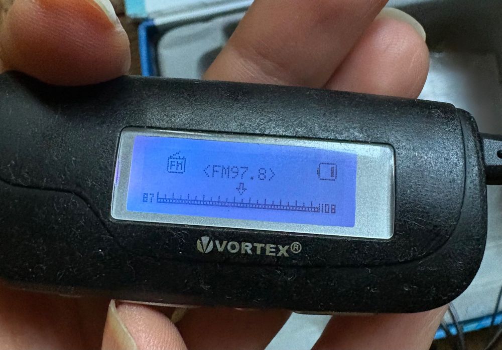 Radio cu Mp3 Vortex Usb 1GB