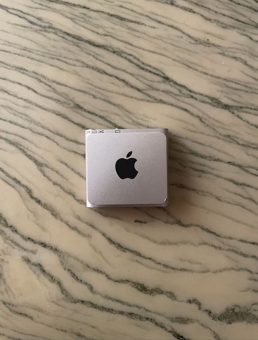 Apple iPod Shuffle (4th Generation)
