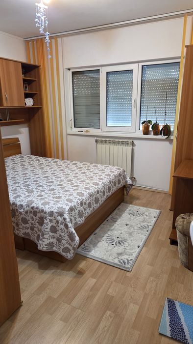 Apartament cu 2 camere decomandate