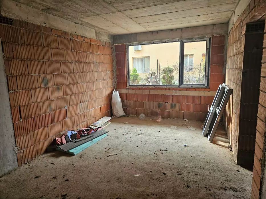 Продава се Двустаен апартамент в Свиленград - 53 кв.м за 536 €/кв.м - Снимка #2