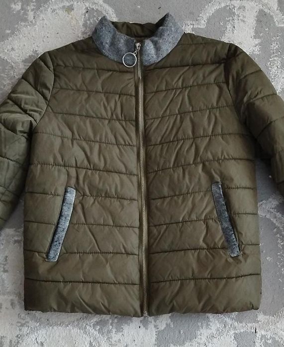 Продам куртки все по 3000 тг