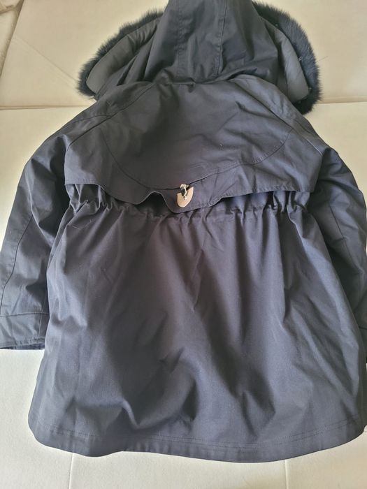 Продам две  куртки  для девочек