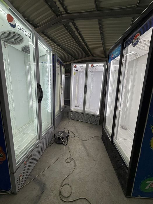 Vitrina frigorifică dublă electronică
