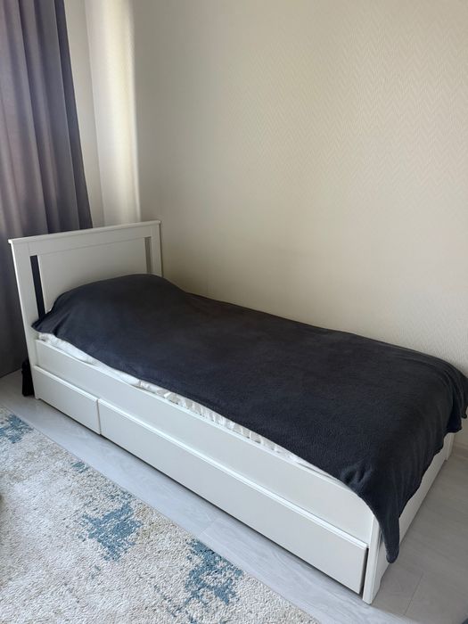 Продам кровать ikea