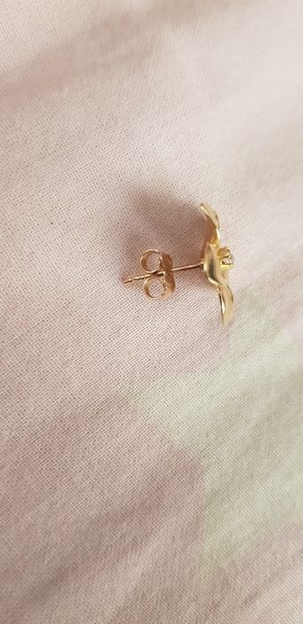Cercei din aur de 14k floare