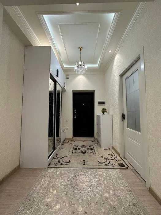 4-комнатная квартира ЖК  Dream-House Ор-р: 8-роддом