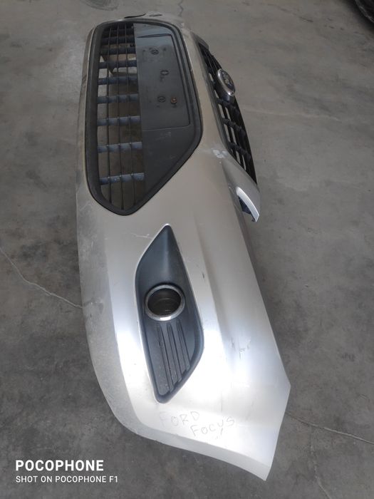 Предна броня Ford Focus / Форд Фокус 2010г. Със Забележки!