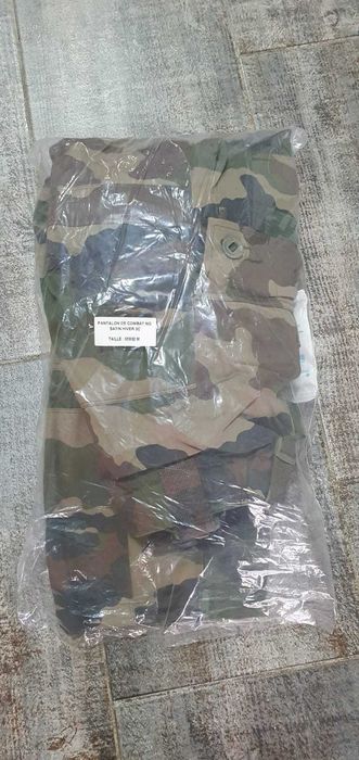 Haine militare camuflaj