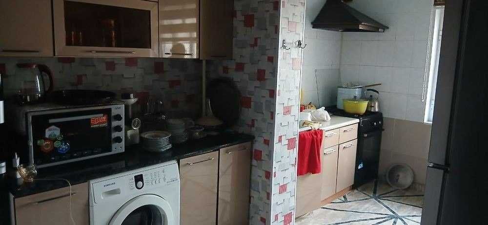 Продаётся 3х комн квартира на 3 этаже Ор-р  6 микрорайон