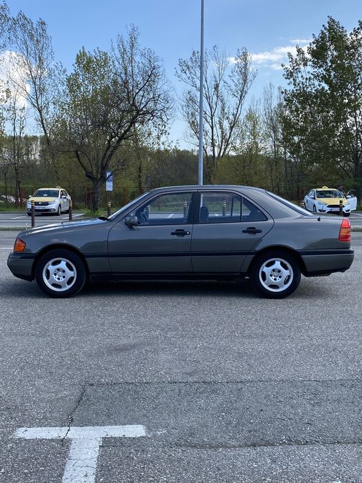 Mercedes w202 c180
