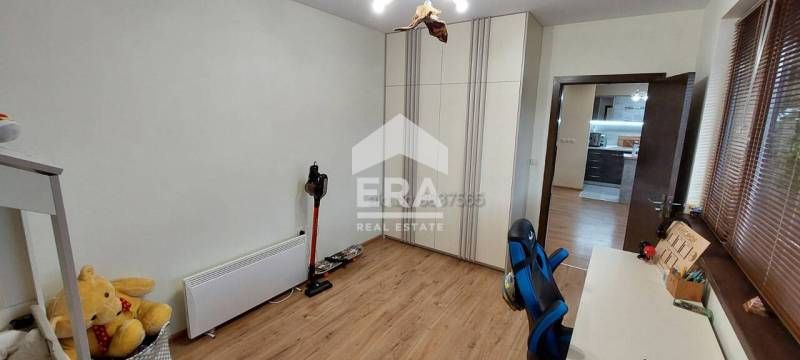 Продава се Тристаен апартамент в Хасково, Център - 95 кв.м за 2106 €/кв.м - Снимка #1