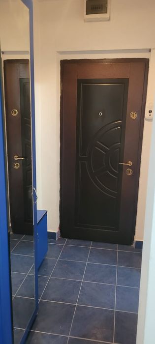 Vând apartament cu 2 camere