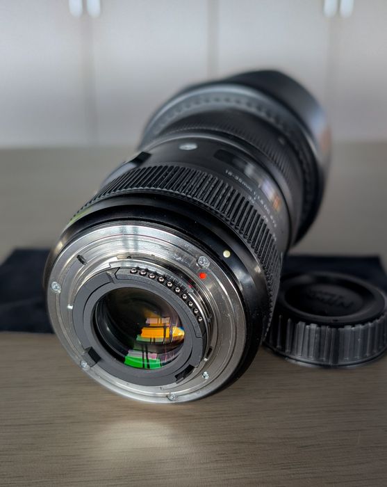 Sigma Art 18-35mm f1.8 / Sigma Art 24-35mm f2 pentru Nikon
