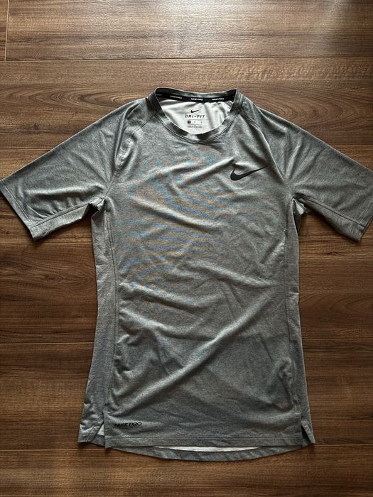 Мъжка тениска Nike Pro Tight-Fit