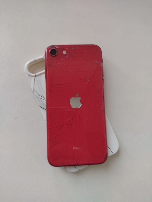 Iphone se 2020red product