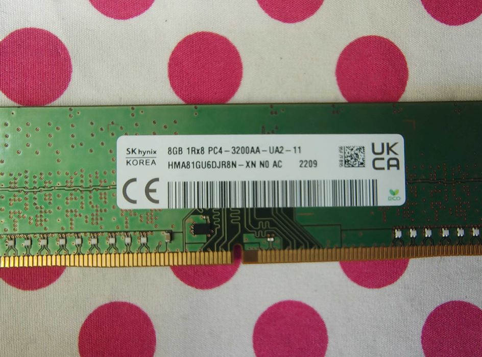 Memorie Ram Hynix 8GB DDR4 3200MHz.