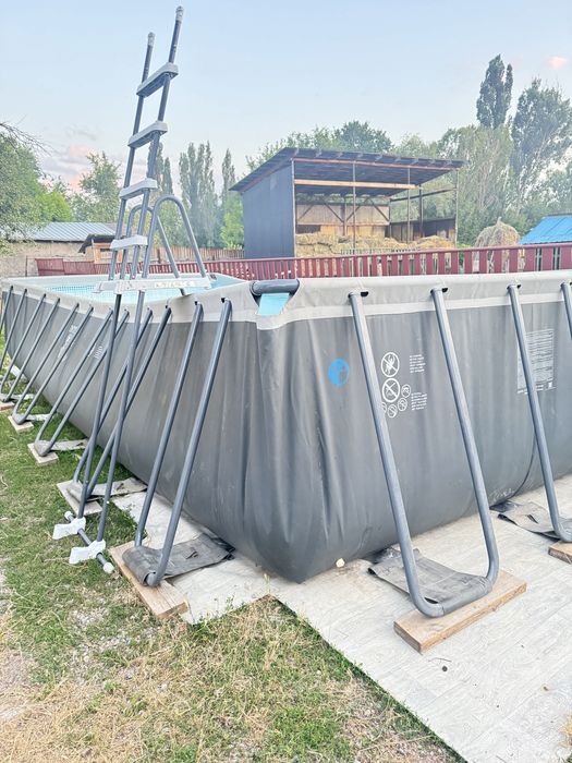 Каркасный бассейн Intex Ultra Frame
