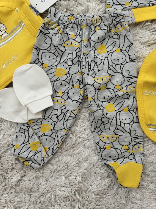 Бебешки комплект дрешки Miniworld от Carnival kids за бебе 56-62