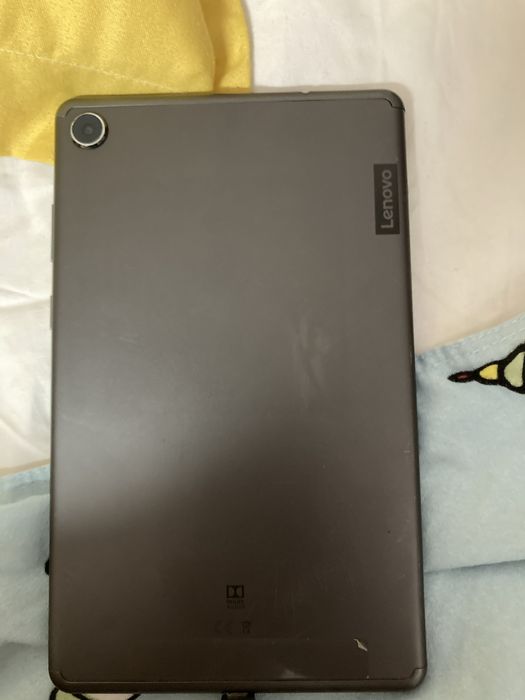 Tableta lenovo tb 8505x