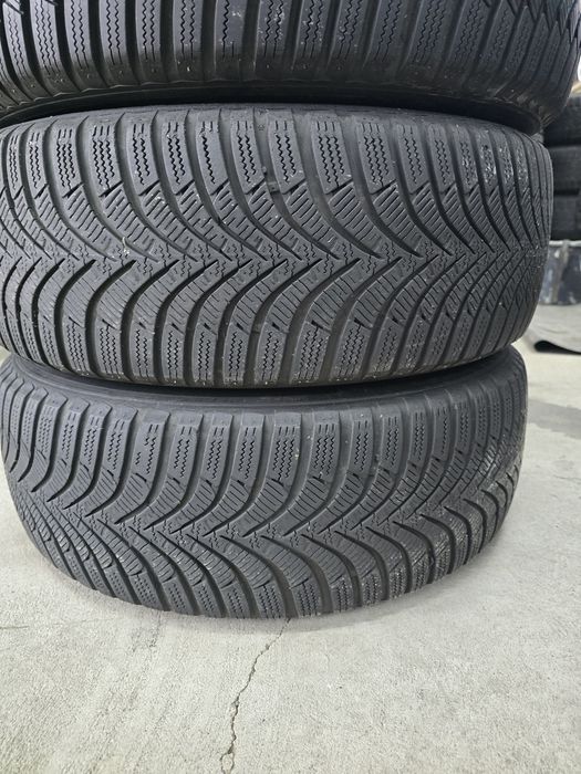 4 Броя 205/55/16 Hankook 2x6,8mm 2x5mm
