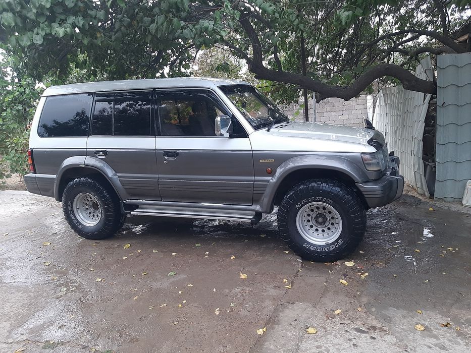 Mitsubishi pajero