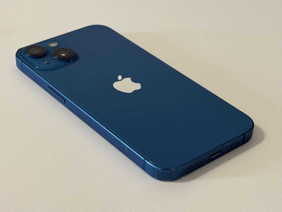 Бартер! iPhone 13 Blue (Син) 88% Батерия.
