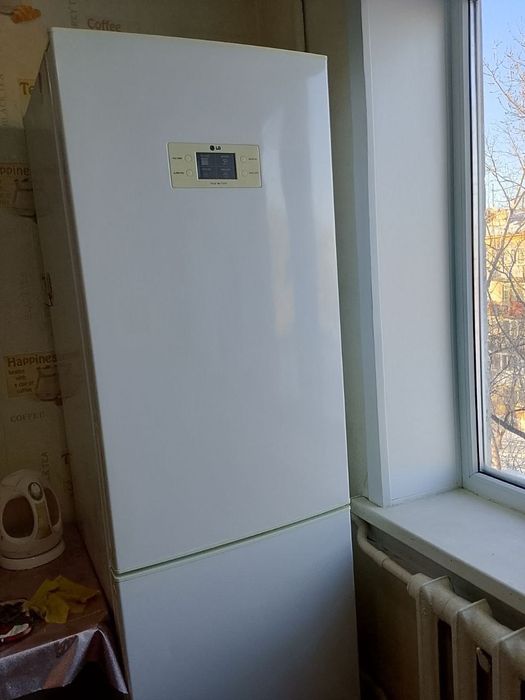 Холодильник  б/у в хорошем состоянии