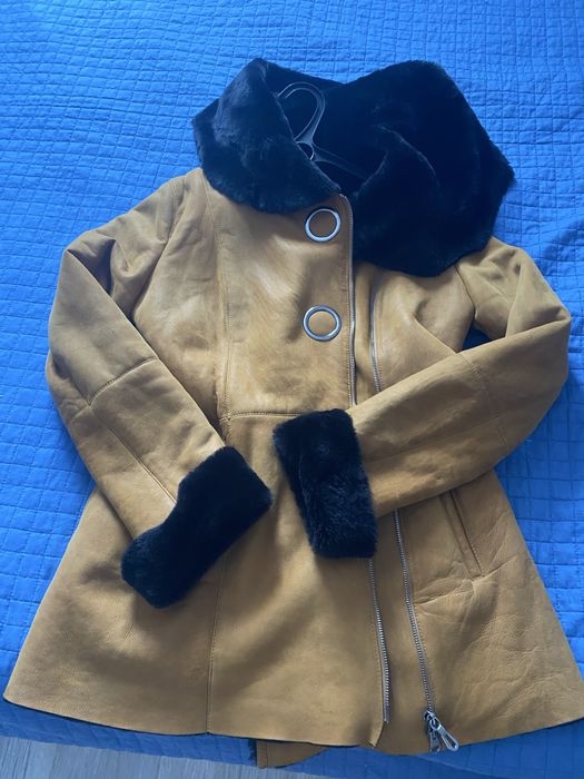 продам натуральную дубленку , размер М