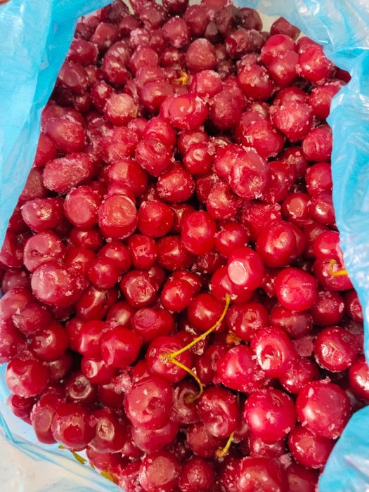 Продам замороженную вишню