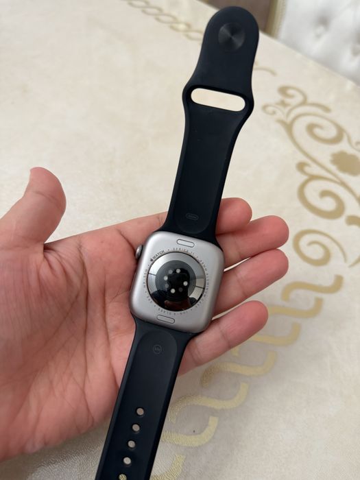 Apple watch 11/46