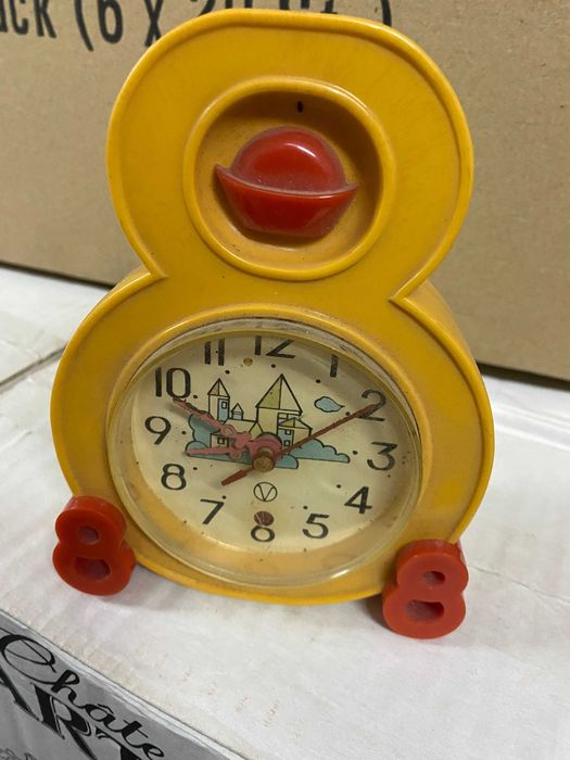 Ceas desteptator Aradora romanesc mecanic de masa