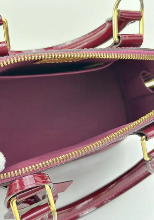 Genata Louis Vuitton Rosie