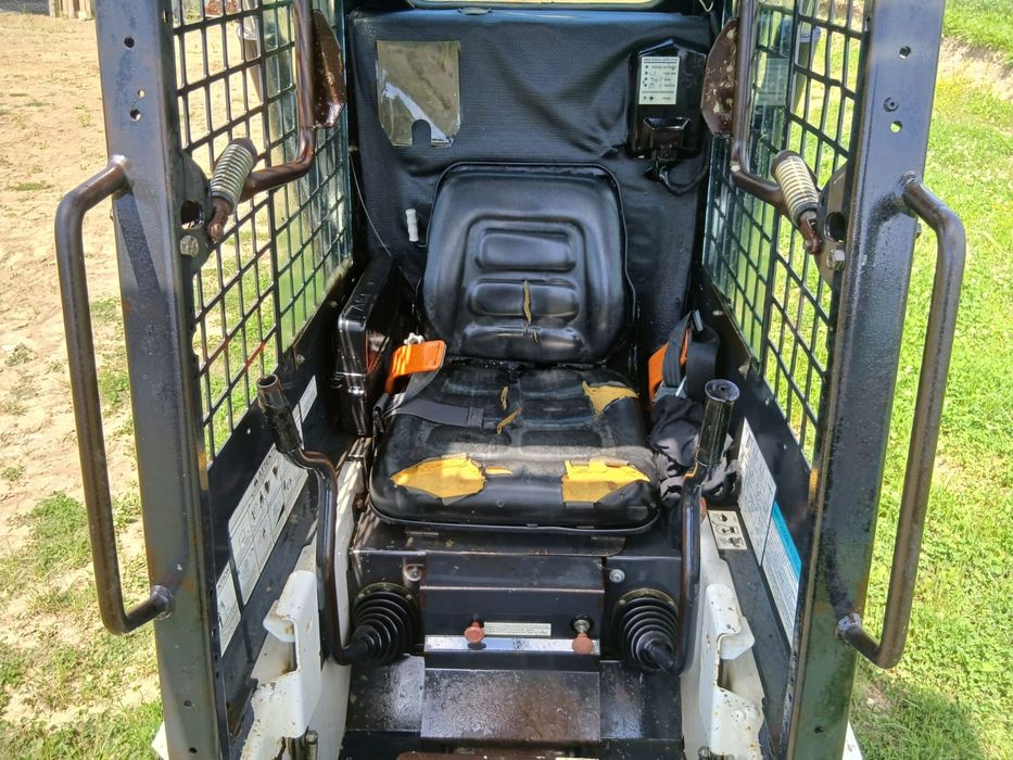 Bobcat 463 1,3T motor in 3 cilindri recent adus
