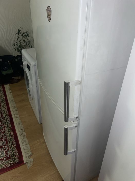 Холодилник Синменс