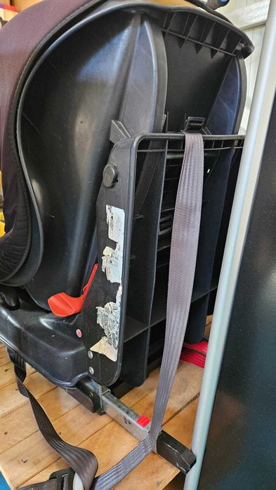 Scaun isofix copii Ferrari