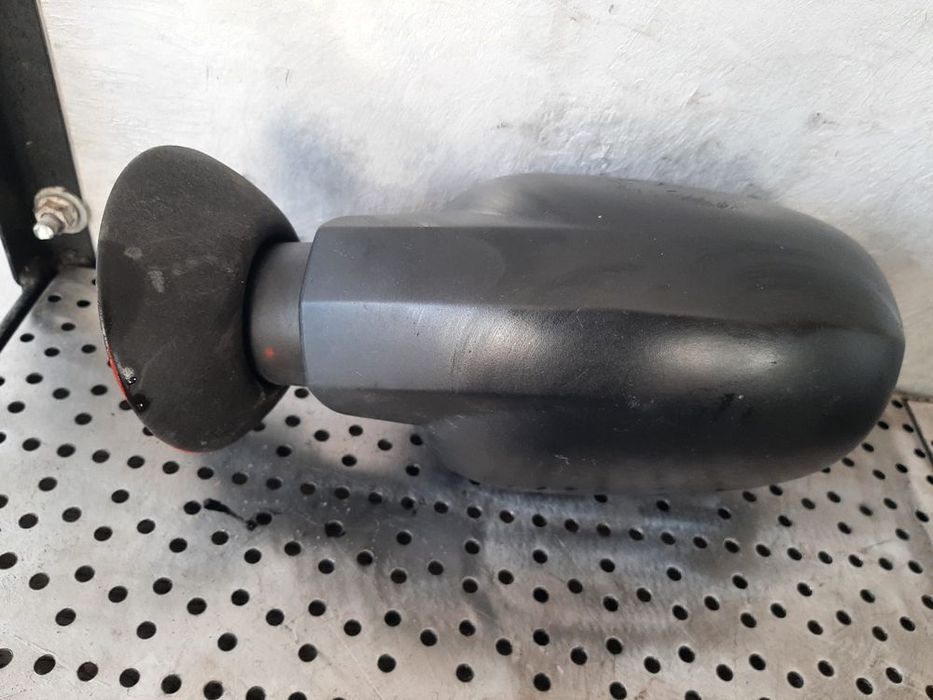 oglinda stanga dacia logan 1 ls  8200763083