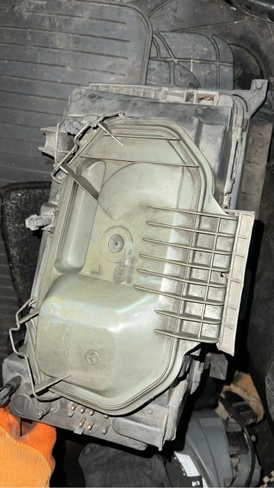 Фар на мерседес w124