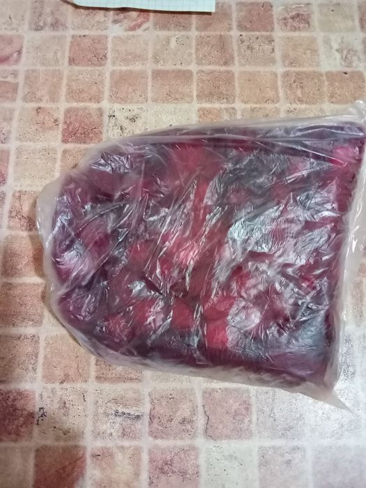 Продаю разные ягоды в заморозке.
