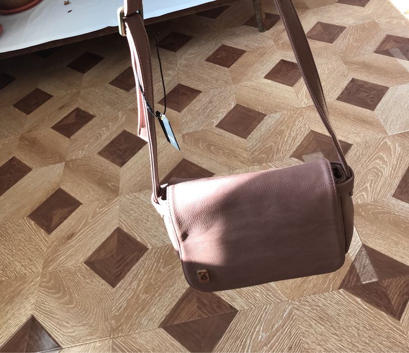 Сумка женский с этикеткой