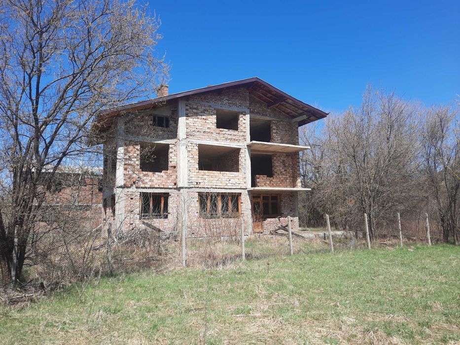 Продава се Къща в с. Алино, Област София-област - 250 кв.м за 280 €/кв.м - Снимка #1